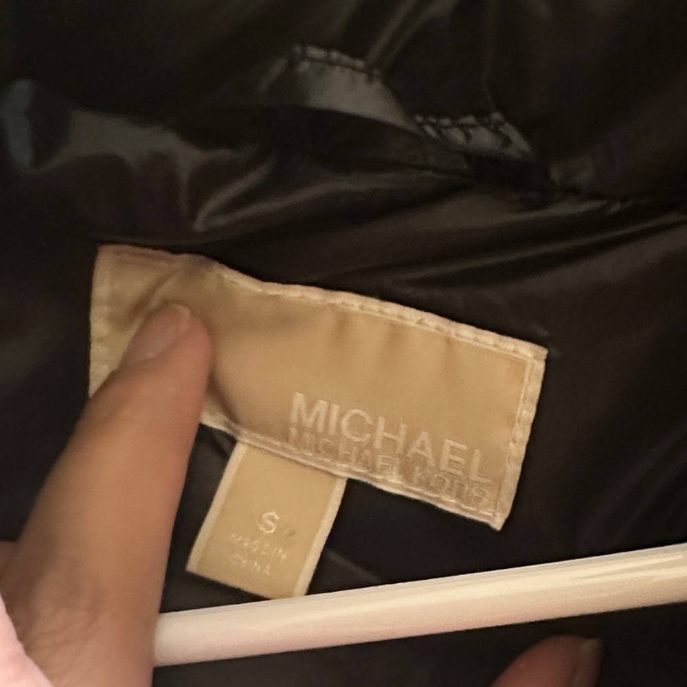 Michael Kors Black Puffer Coat with Faux Fur Trim - Picture 2 of 9